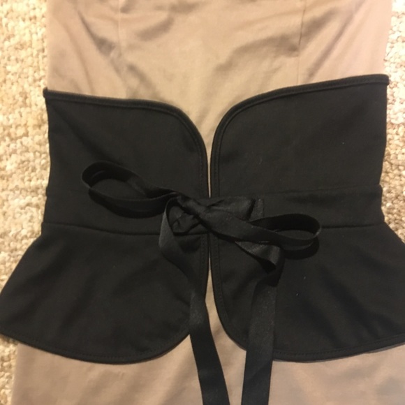 Cute dress size small - Picture 4 of 7